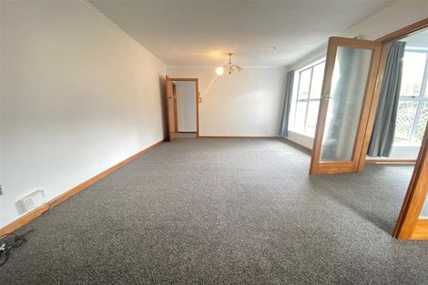 Photo of property in 106 Golf Road, New Lynn, Auckland, 0600