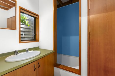 Photo of property in 18 Ivanhoe Road, The Cove, Dunedin, 9077