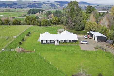 Photo of property in 172 Hendersons Line, Kelvin Grove, Palmerston North, 4470