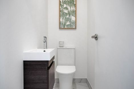 Photo of property in 1 Lamont Place, Waikanae, 5036