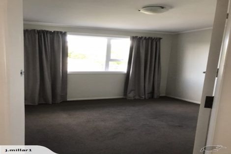 Photo of property in 2/22 Holly Road, St Albans, Christchurch, 8014