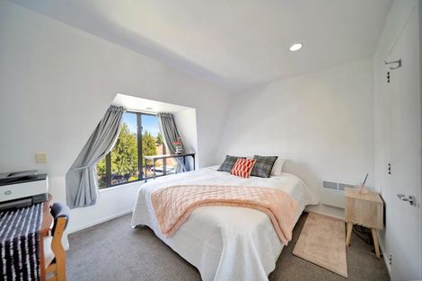 Photo of property in Goldridge Apartments, 21/43 Goldridge Way, Queenstown, 9300