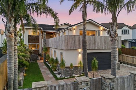 Photo of property in 31 Beechwood Road, Rothesay Bay, Auckland, 0630