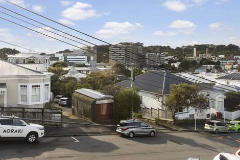 Photo of property in 33 Colombo Street, Newtown, Wellington, 6021