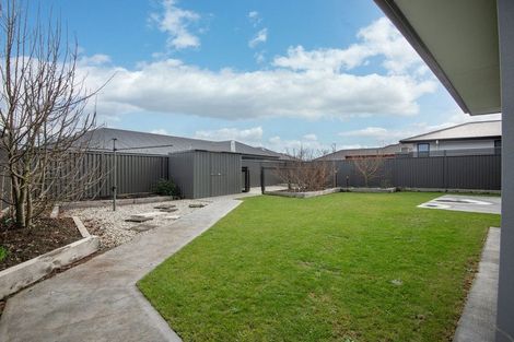 Photo of property in 15 Caledonia Drive, Mosgiel, 9024