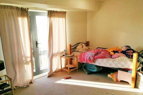 Photo of property in 10d Crown Lynn Place, New Lynn, Auckland, 0600