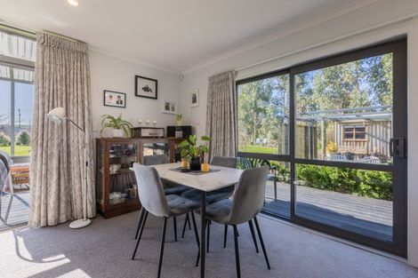 Photo of property in 15 Pukeora Scenic Road, Waipukurau, 4281