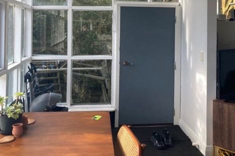 Photo of property in 57 Clarence Street, Brooklyn, Wellington, 6021