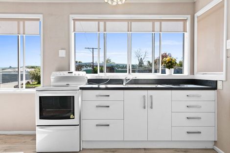 Photo of property in 5a Montgomery Street, Waipukurau, 4200