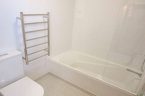 Photo of property in Vedado Apartments, 201/41u Hopper Street, Mount Cook, Wellington, 6011