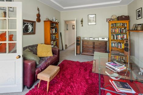 Photo of property in 14 Solway Street, Holmes Hill, Oamaru, 9401