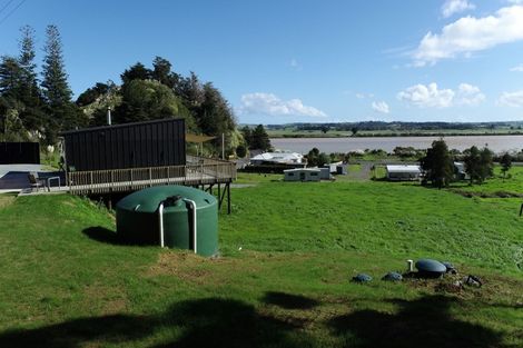Photo of property in 17 Tokatoka Road, Ruawai, 0592