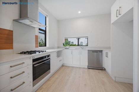 Photo of property in 7 Battalion Drive, Papakura, 2110