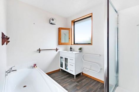 Photo of property in 8a Lordship Place, Templeton, Christchurch, 8042