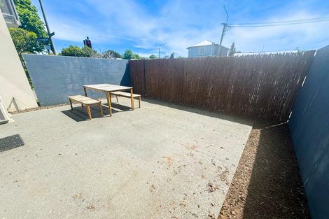 Photo of property in 2/318 Barbadoes Street, Christchurch Central, Christchurch, 8011