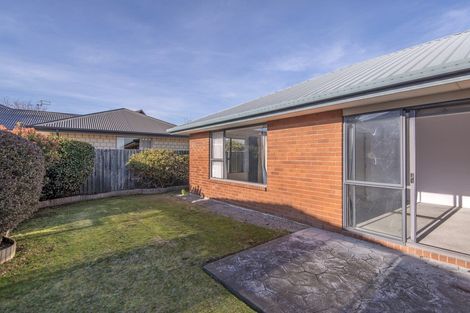 Photo of property in 14 Innisfree Place, Northwood, Christchurch, 8051