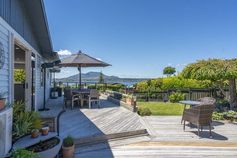 Photo of property in 17 Shera Street, Acacia Bay, Taupo, 3330