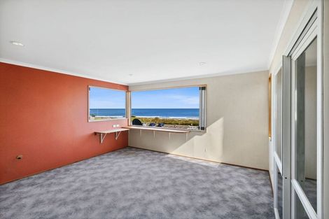 Photo of property in 5 Nobs Line, Strandon, New Plymouth, 4312