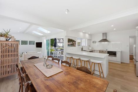 Photo of property in 46 Luton Avenue, Sunnyhills, Auckland, 2010