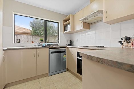 Photo of property in 4 Prado Drive, Pukekohe, 2120