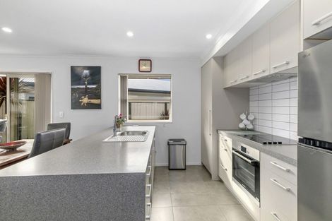 Photo of property in 2 Cataldo Mews, Avalon, Lower Hutt, 5011