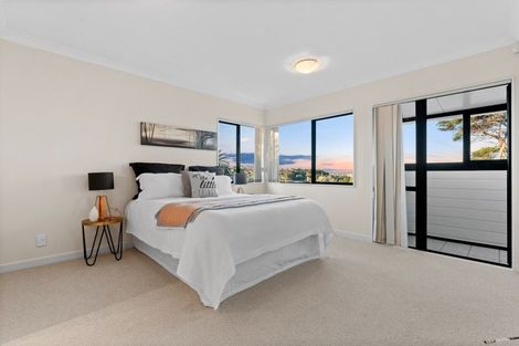 Photo of property in 64 San Valentino Drive, Henderson, Auckland, 0612