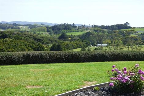 Photo of property in 52 Daniel Parade, Mangawhai, 0975
