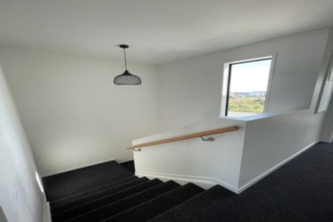 Photo of property in 16 Minhas Road, Papakura, 2110