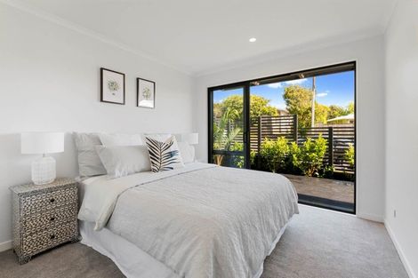 Photo of property in 12a Tiber Road, Forrest Hill, Auckland, 0620