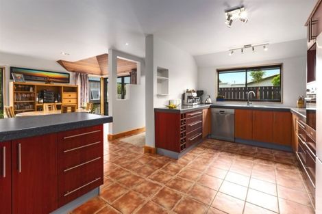 Photo of property in 62b Ngaio Road, Waikanae, 5036