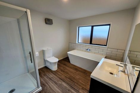 Photo of property in 12 Oldfield Lane, Marton, 4710