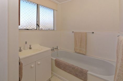 Photo of property in 2 Hatea Place, Dinsdale, Hamilton, 3204