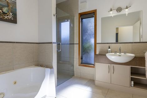 Photo of property in 1/874 Acacia Bay Road, Acacia Bay, Taupo, 3330