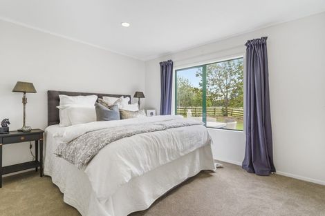 Photo of property in 393 Papakura-clevedon Road, Clevedon, Papakura, 2582