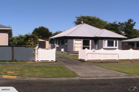 Photo of property in 142 Miranda Street, Stratford, 4332