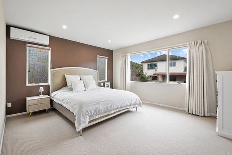 Photo of property in 8 Cuthill Close, Albany, Auckland, 0632