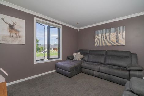 Photo of property in 14 Leeward Drive, Whitianga, 3510