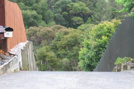 Photo of property in 12 Capilano Place, Glenfield, Auckland, 0629