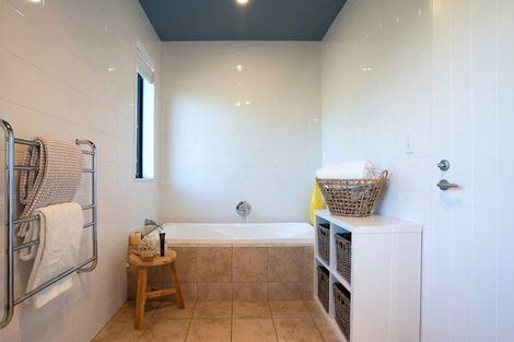 Photo of property in 23a Hyndhope Road, Kennedys Bush, Christchurch, 8025