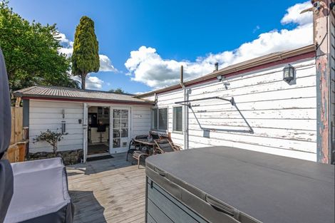 Photo of property in 27 Ormond Street, Woodville, 4920