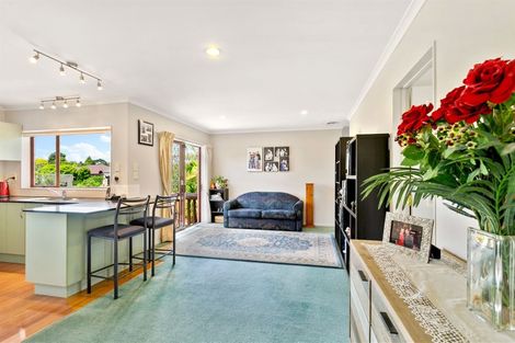 Photo of property in 21 Basra Drive, Henderson, Auckland, 0612