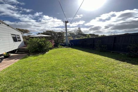 Photo of property in 25 Tawa Road, Te Atatu Peninsula, Auckland, 0610