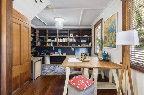 Photo of property in 77 Holloway Road, Aro Valley, Wellington, 6021