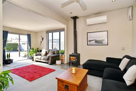 Photo of property in 18 Davie Street, Kaiapoi, 7630