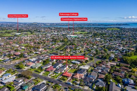 Photo of property in 41 Bradbury Road, Botany Downs, Auckland, 2010