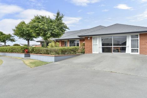 Photo of property in 48 Lamorna Road, Parklands, Christchurch, 8083