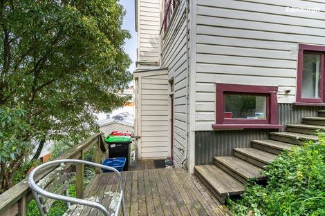 Photo of property in 1 Haddon Place, Dunedin Central, Dunedin, 9016