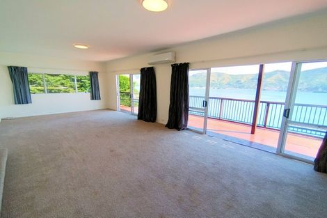 Photo of property in 27 Ranui Crescent, Diamond Harbour, Lyttelton, 8971