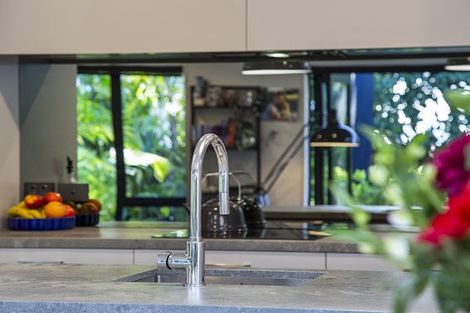 Photo of property in 20b Cambridge Road, Riverhead, 0820