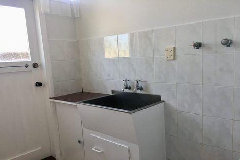 Photo of property in 109 Sylvan Avenue, Northcote, Auckland, 0627